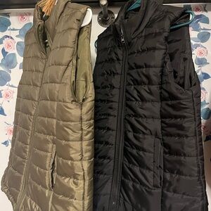 Rue21 Pair of Puffer Ski Vests